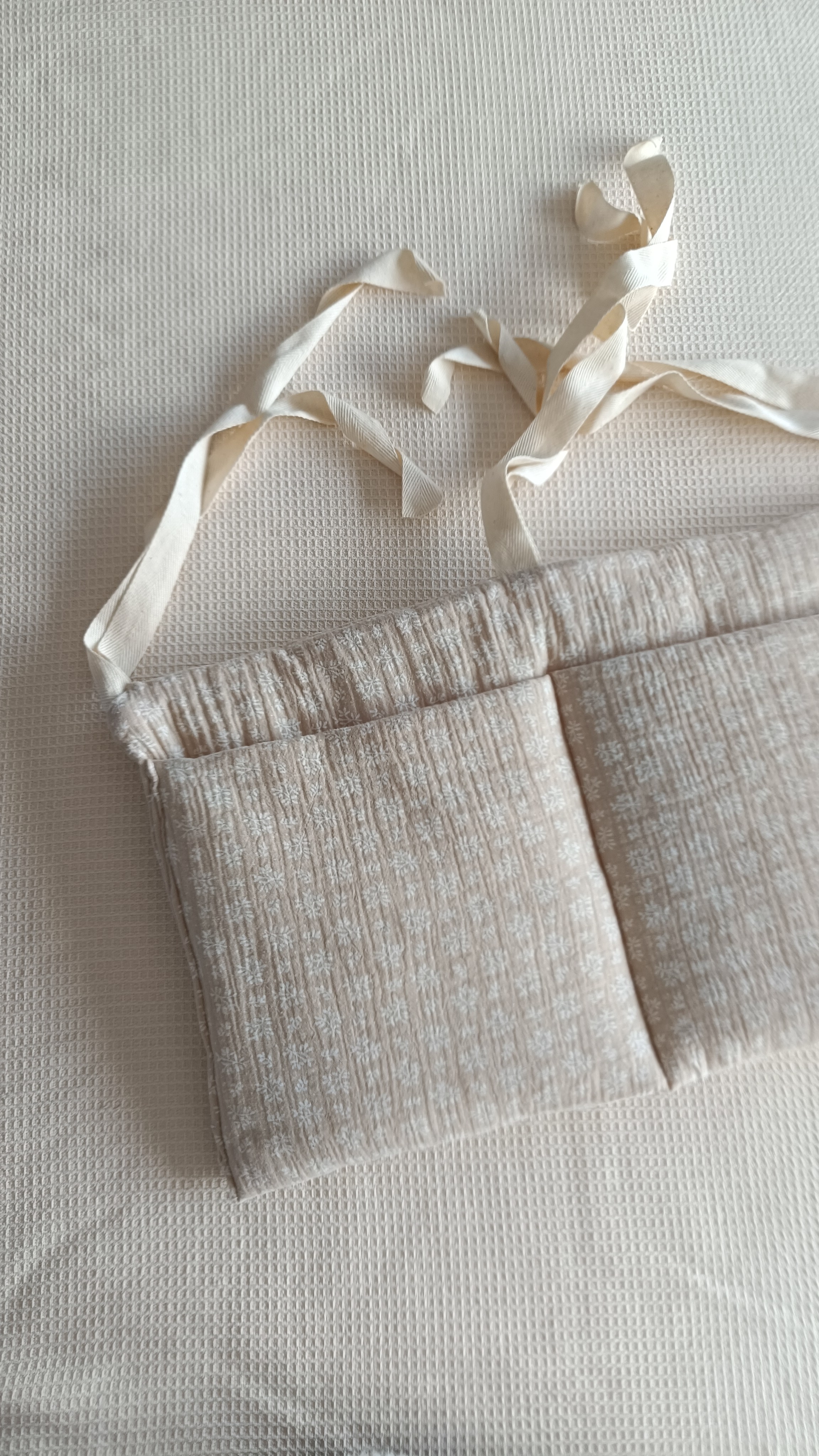 Range doudou mural - Lin français